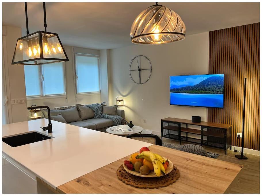 Апартаменты Elegance Lifestyle - Parking Gratuito! Сан-Себастьян Экстерьер фото
